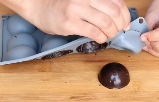 6 Steps To Make The Best Hot Chocolate Bombs